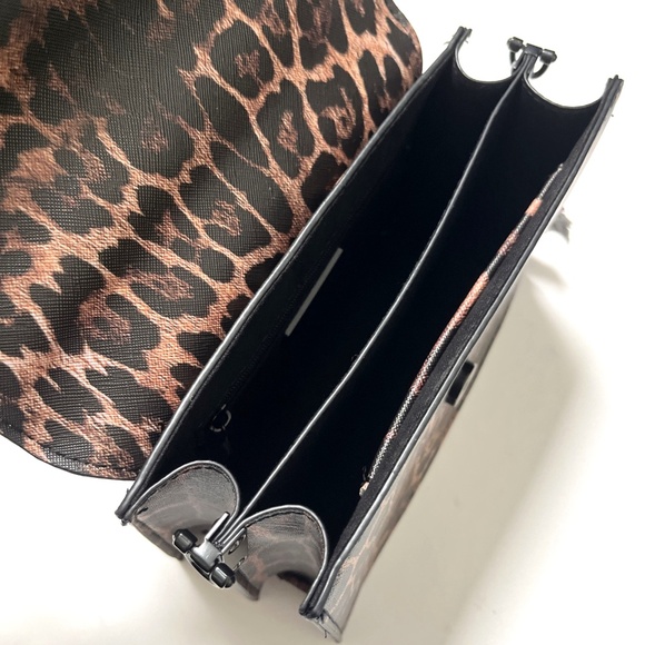 Steve Madden Leopard Accordion Crossbody Top Handle Bag + Pouch Animal Print - Picture 9 of 9